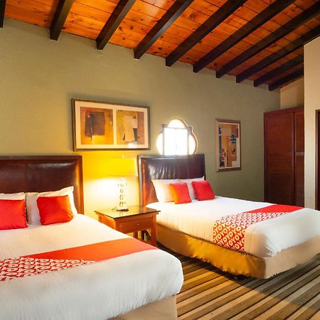 Oyo Hotel Hacienda Don Luis, 로사리토 외부 사진 A typical hotel room