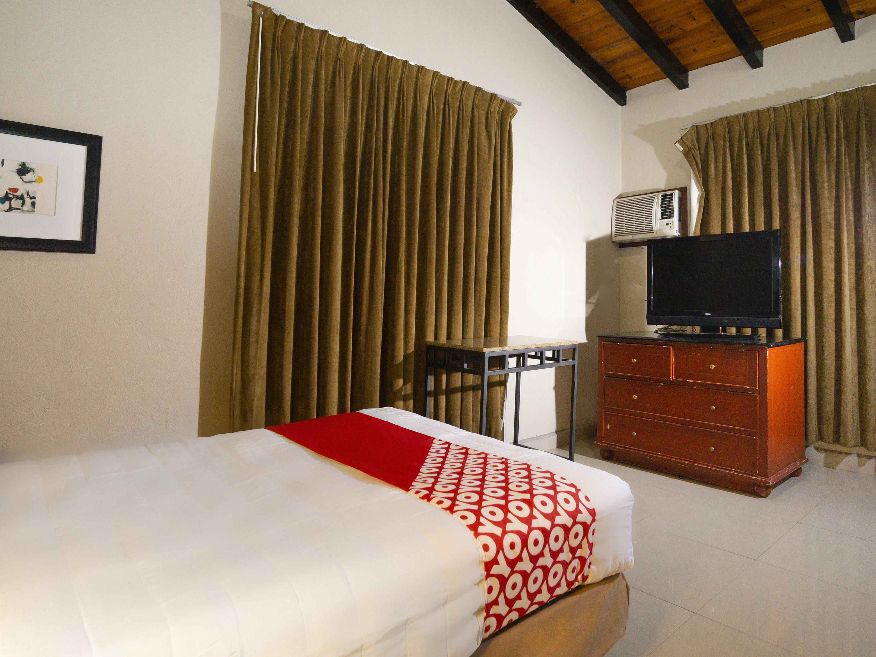 Oyo Hotel Hacienda Don Luis, 로사리토 외부 사진 A room at the hotel