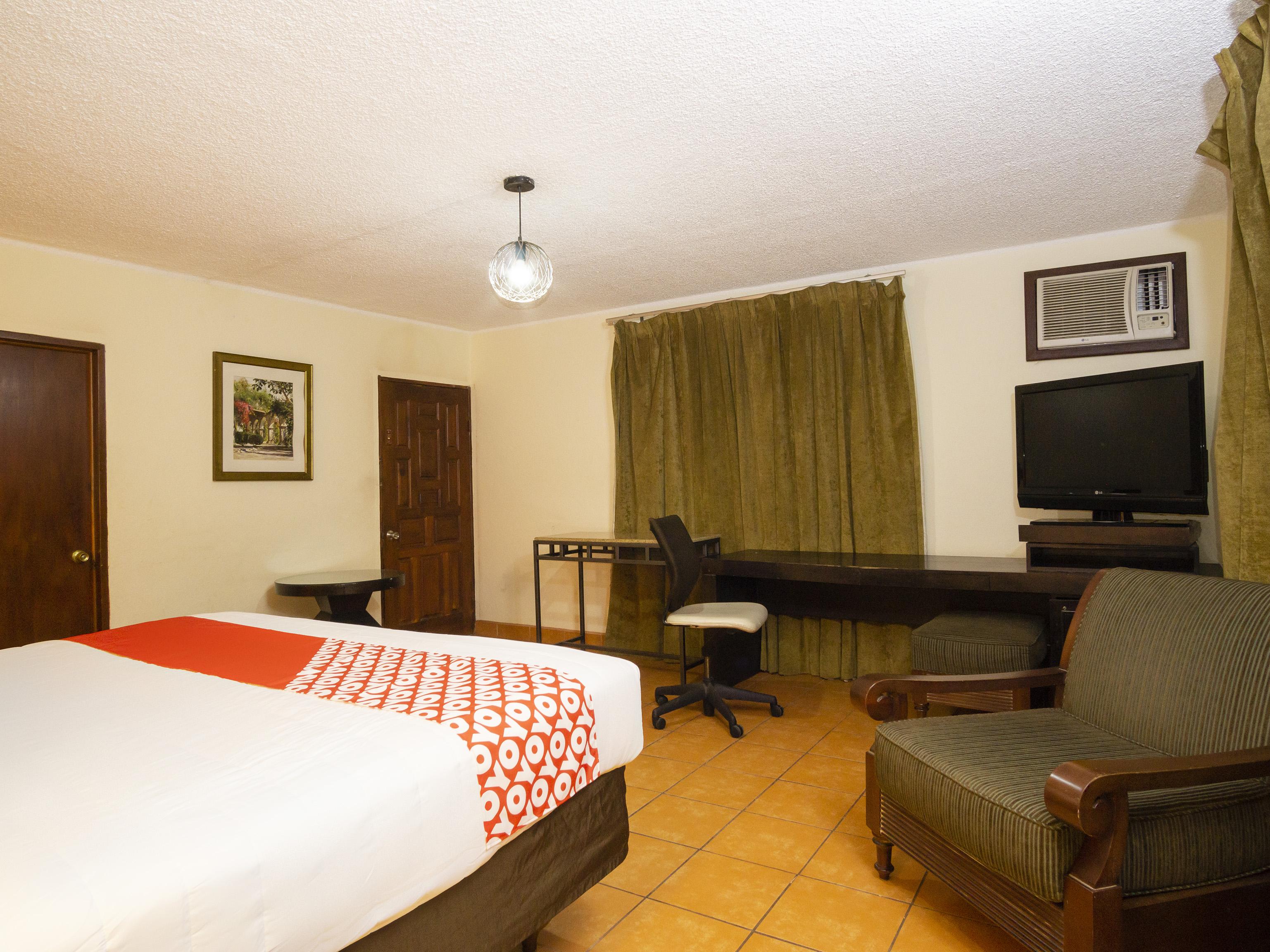 Oyo Hotel Hacienda Don Luis, 로사리토 외부 사진 A typical room at the hotel