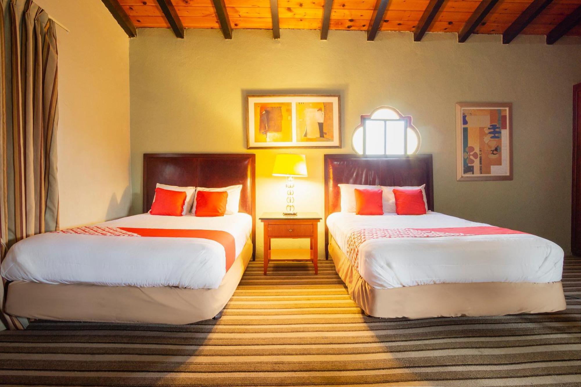 Oyo Hotel Hacienda Don Luis, 로사리토 외부 사진 A room at the hotel