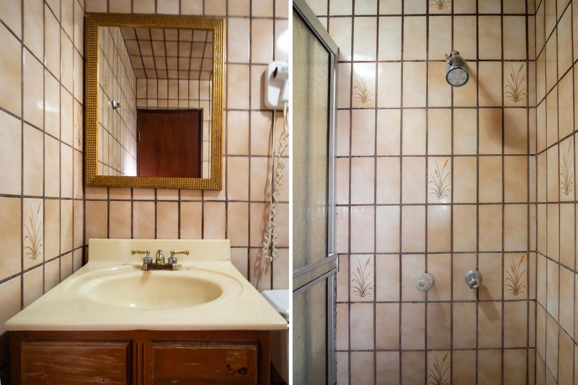 Oyo Hotel Hacienda Don Luis, 로사리토 외부 사진 Bathroom