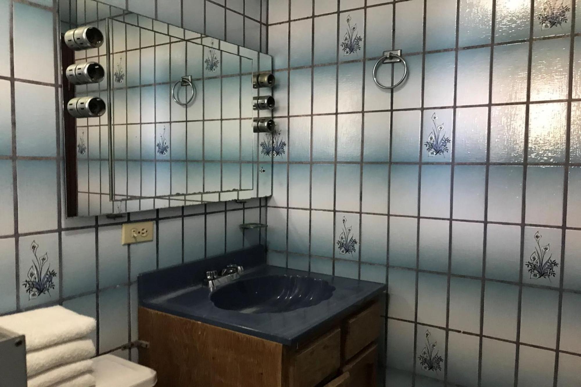 Oyo Hotel Hacienda Don Luis, 로사리토 외부 사진 Bathroom